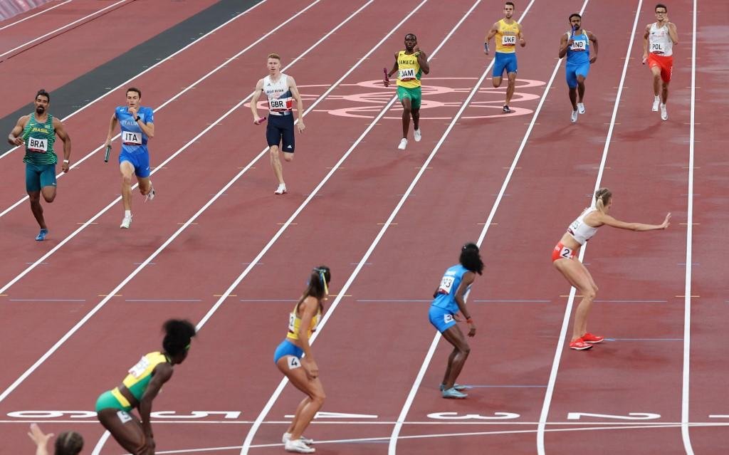 Brasil ficou pelo caminho nos 4x400m misto