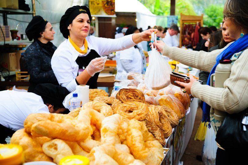A Feira busca movimentar a economia local e tamb&eacute;m regional, por meio de seus expositores