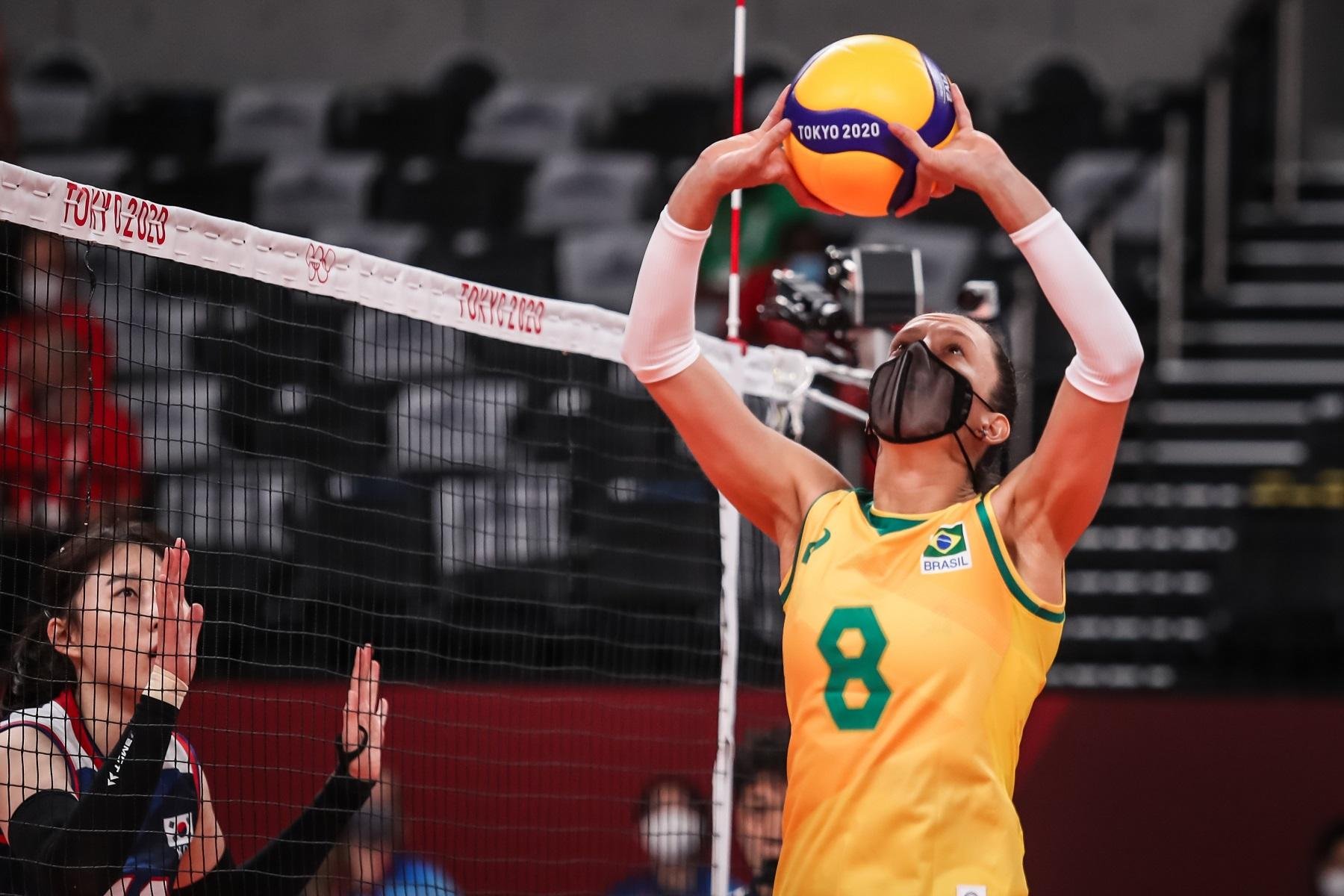 Macris &eacute; d&uacute;vida na sele&ccedil;&atilde;o feminina