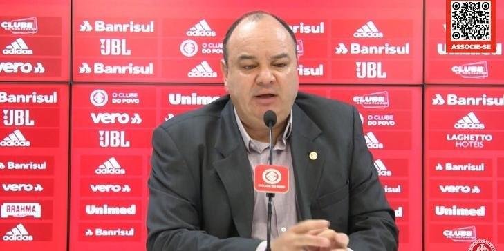 Jo&atilde;o Patricio Herrmann pode deixar o Inter em caso de novo rev&eacute;s