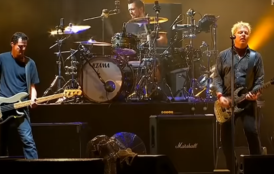 Pete Parada fez um longo desabafo sobre seu desligamento do The Offspring