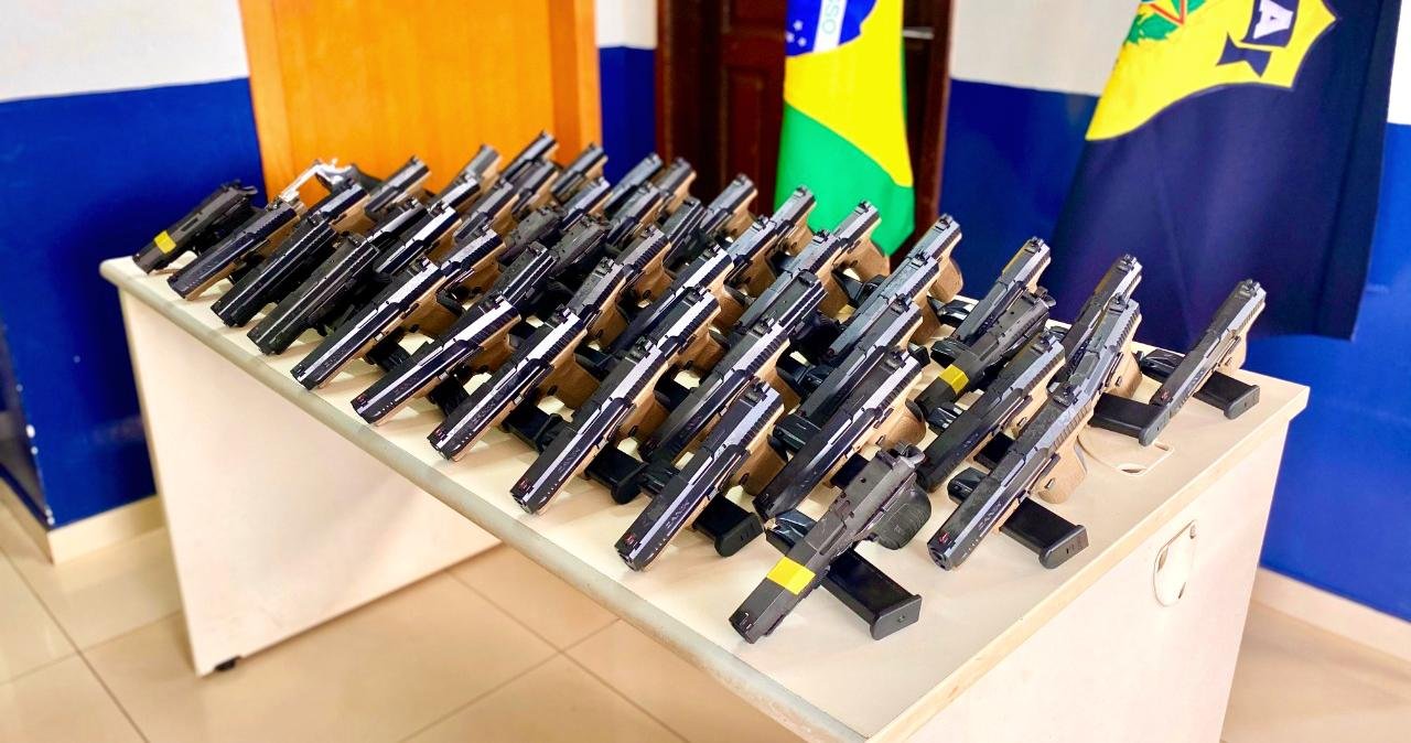 Armas de calibre 9 mil&iacute;metros s&atilde;o de fabrica&ccedil;&atilde;o argentina, croata e turca