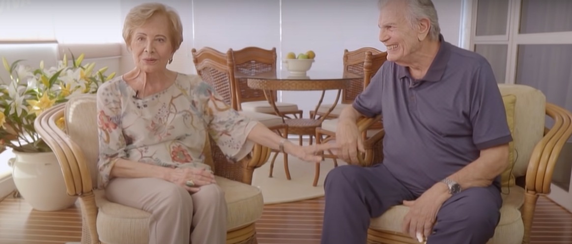 Tarc&iacute;sio e Gl&oacute;ria j&aacute; foram vacinados contra a covid-19.