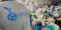 A Coopcamate faz a triagem mensal de cerca de 60 toneladas de resíduos