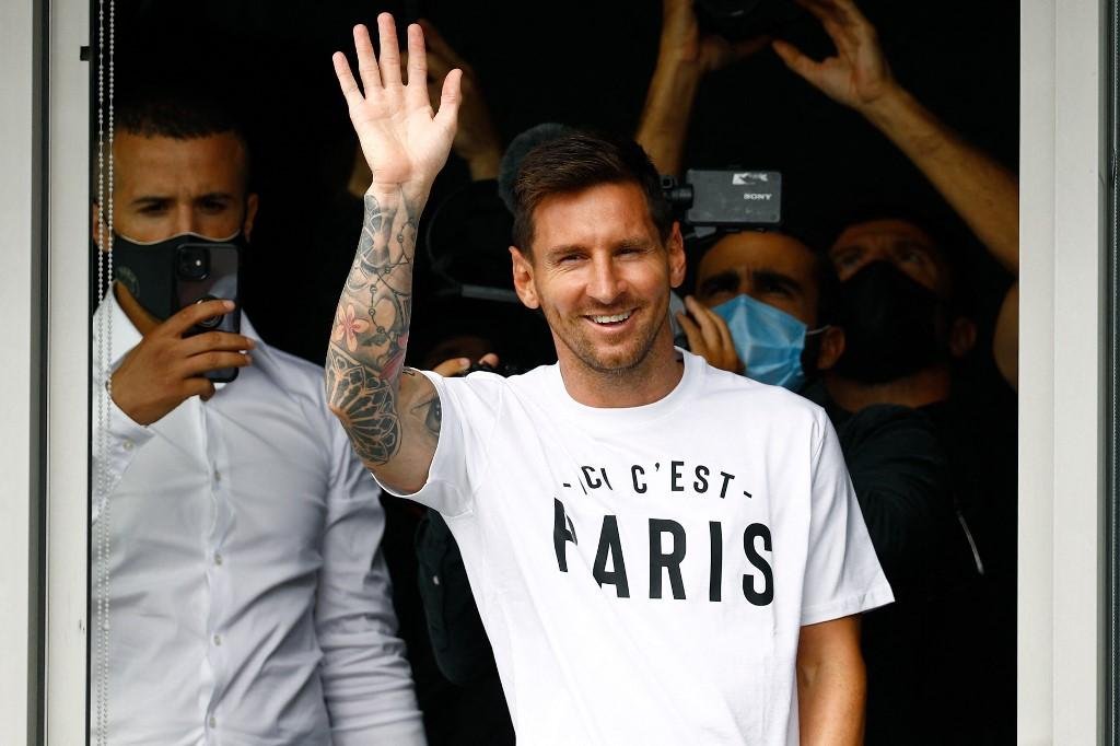 Messi foi anunciado como novo refor&ccedil;o do PSG