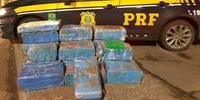 Paranaense foi preso em flagrante após localização de 20 fardos da droga