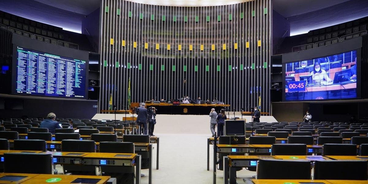 Texto segue agora para san&ccedil;&atilde;o presidencial e poder&aacute; valer j&aacute; para as elei&ccedil;&otilde;es de 2022