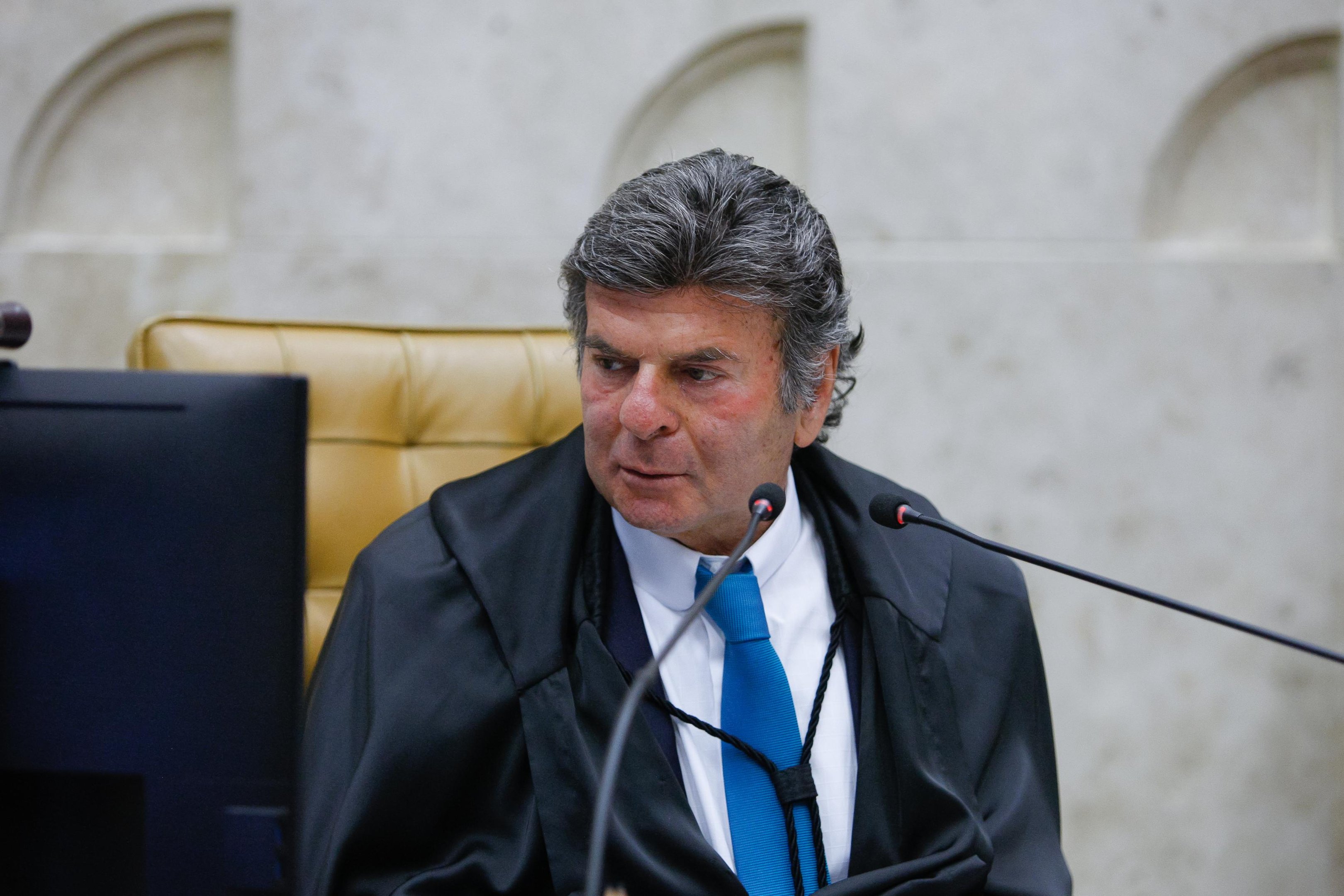 Encontro ocorre ap&oacute;s Bolsonaro dizer que pedir&aacute; ao Senado processo contra ministros Barroso e Moraes