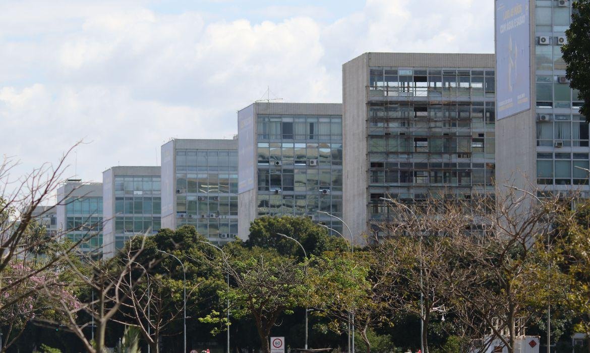 Texto segue para o Senado