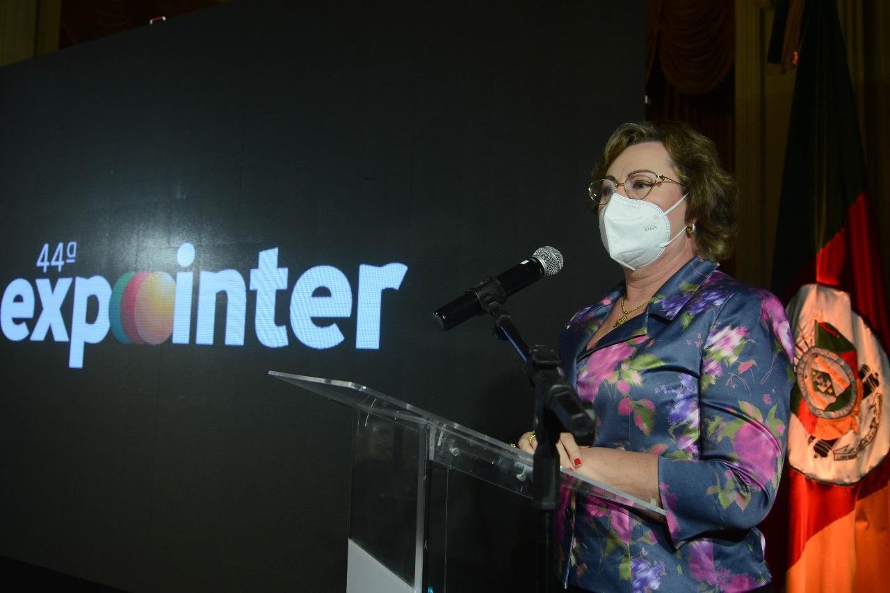 Secret&aacute;ria Silvana Covatti ressaltou esfor&ccedil;o da Agricultura e da Sa&uacute;de para que a feira aconte&ccedil;a