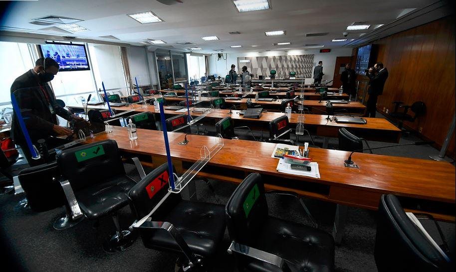 Comiss&atilde;o pretende finalizar trabalhos em setembro