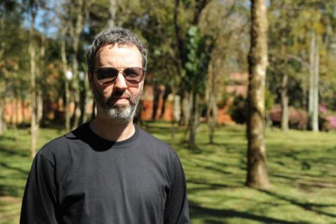 O romance "Solu&ccedil;&atilde;o de dois Estados", do escritor e jornalista de Porto Alegre Michel Laub, est&aacute; na sele&ccedil;&atilde;o