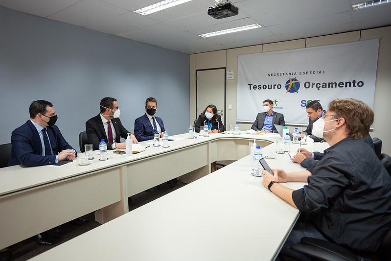 Leite  se reuniu com o secret&aacute;rio especial do Tesouro e Or&ccedil;amento do Minist&eacute;rio da Economia para tratar do tema
