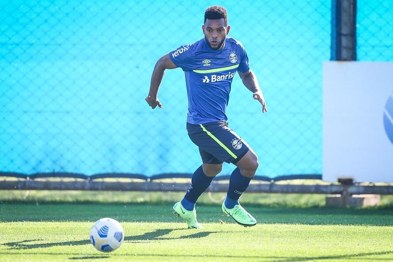 Borja &eacute; esperan&ccedil;a de gols diante do Corinthians