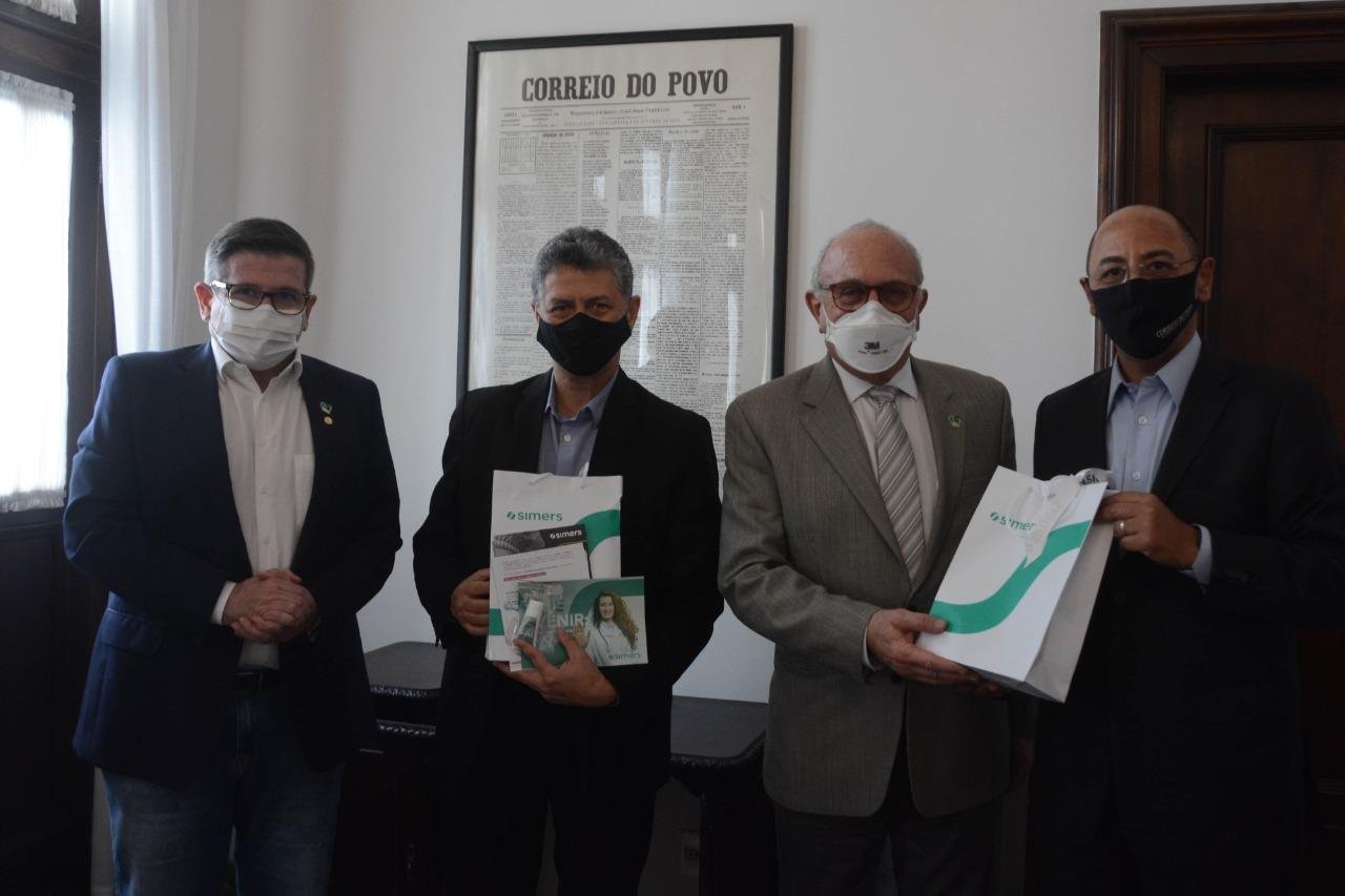 Simers visitou reda&ccedil;&atilde;o do Correio do Povo