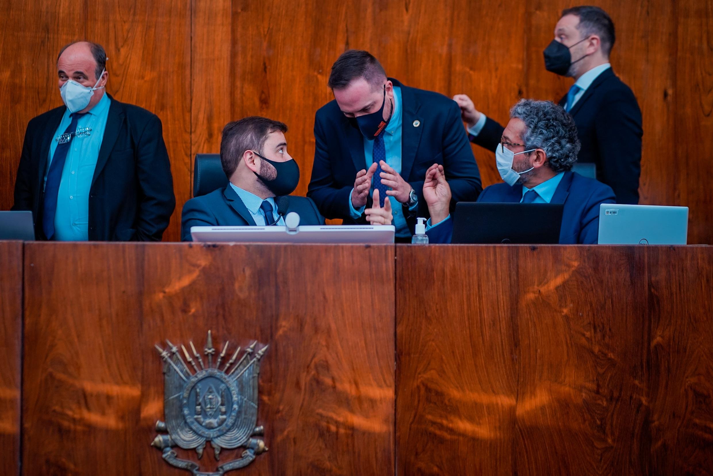 Projeto de regionaliza&ccedil;&atilde;o encontra resist&ecirc;ncias em plen&aacute;rio