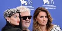 Pedro Almodóvar e Penélope Cruz, marcará a abertura do Festival de Cinema de Veneza nesta quarta-feira (1º)