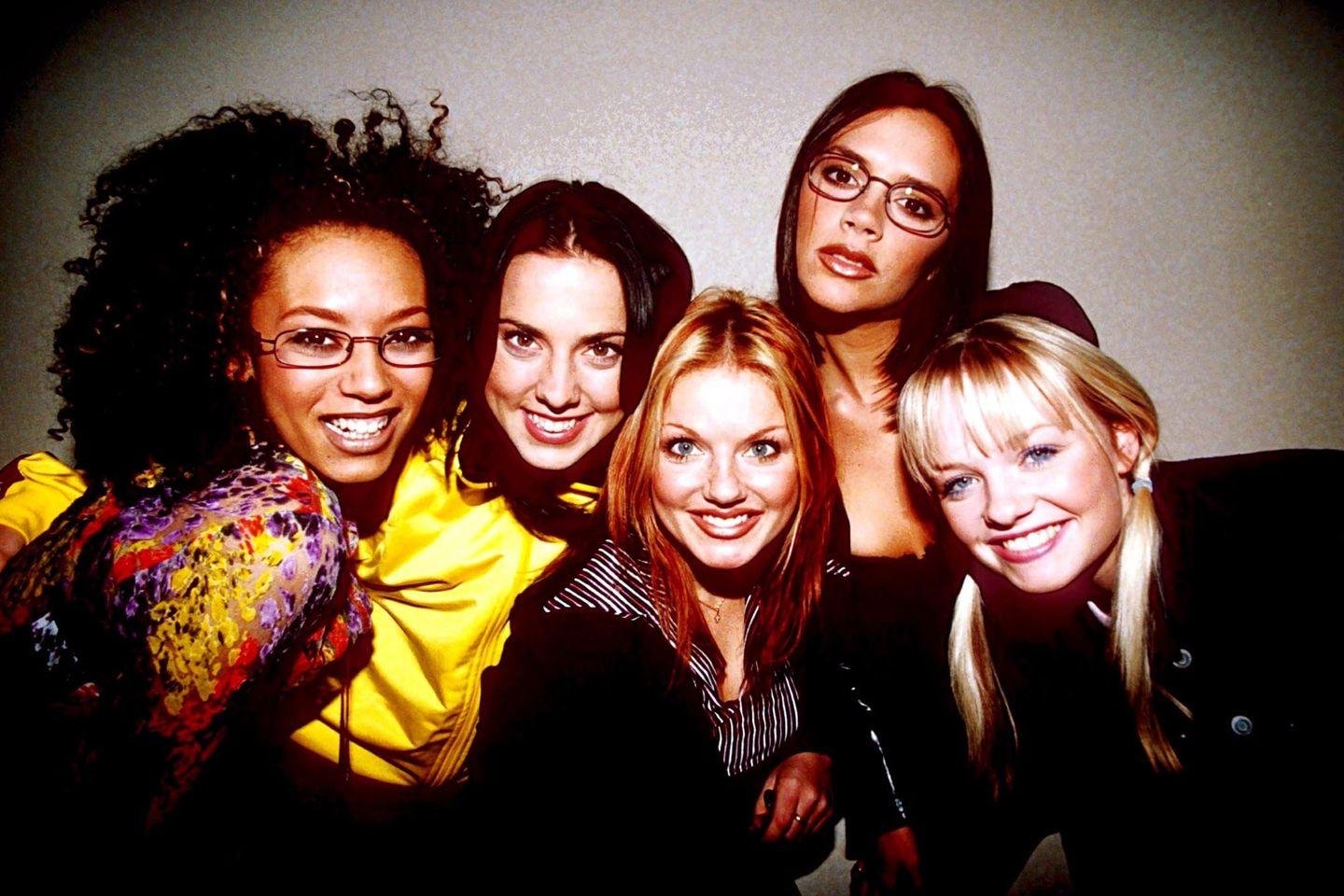 O &aacute;lbum "Spice" foi lan&ccedil;ado em 4 de novembro de 1996, e fez um enorme sucesso, passando 15 semanas no topo das paradas do Reino Unido e mais de um ano entre os Top 40.