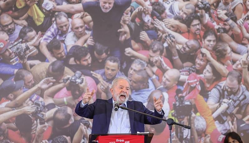 Justi&ccedil;a encerrou a&ccedil;&atilde;o contra Lula