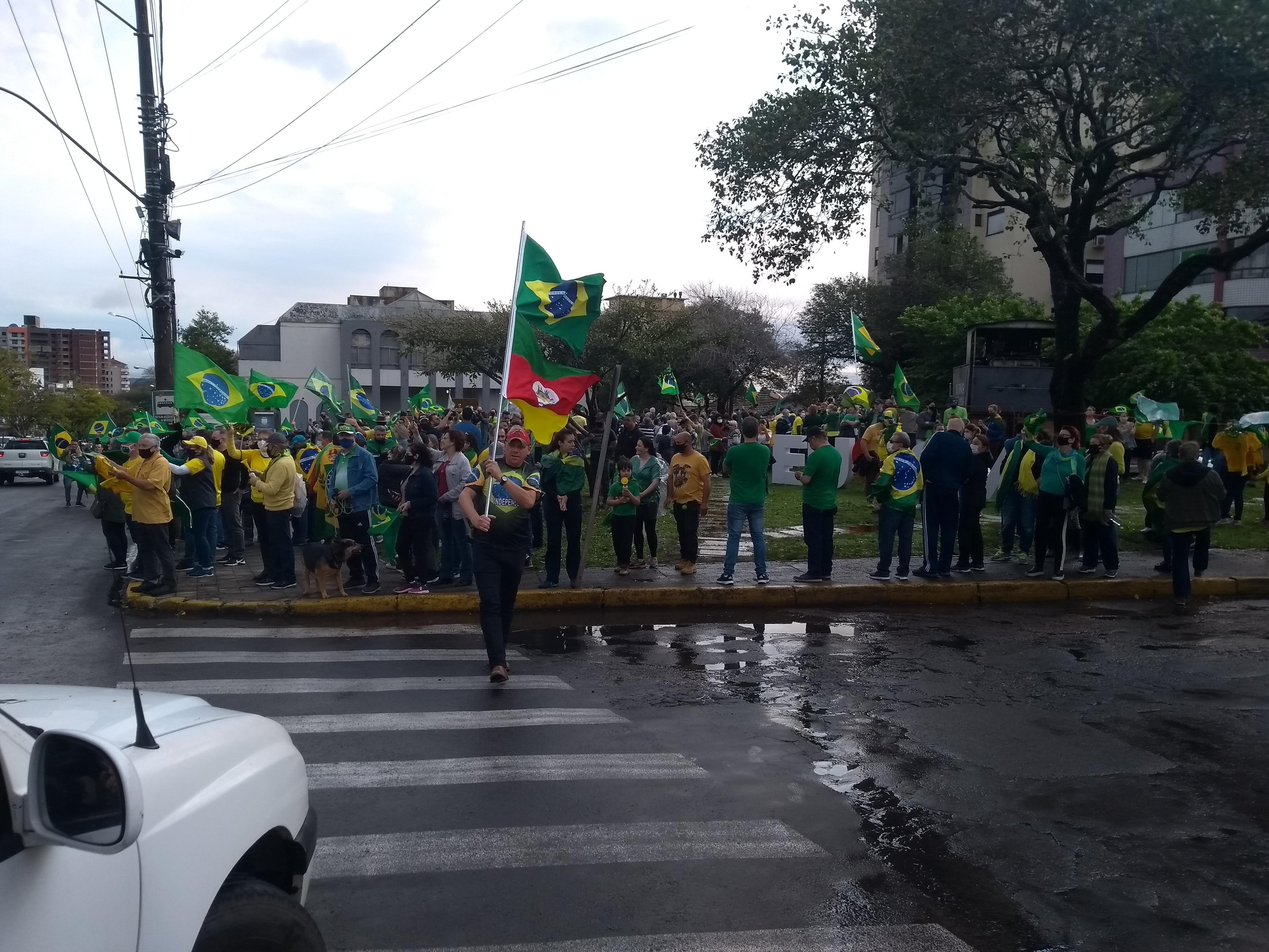 Manifesta&ccedil;&otilde;es foram orientadas pelas for&ccedil;as de seguran&ccedil;a do munic&iacute;pio