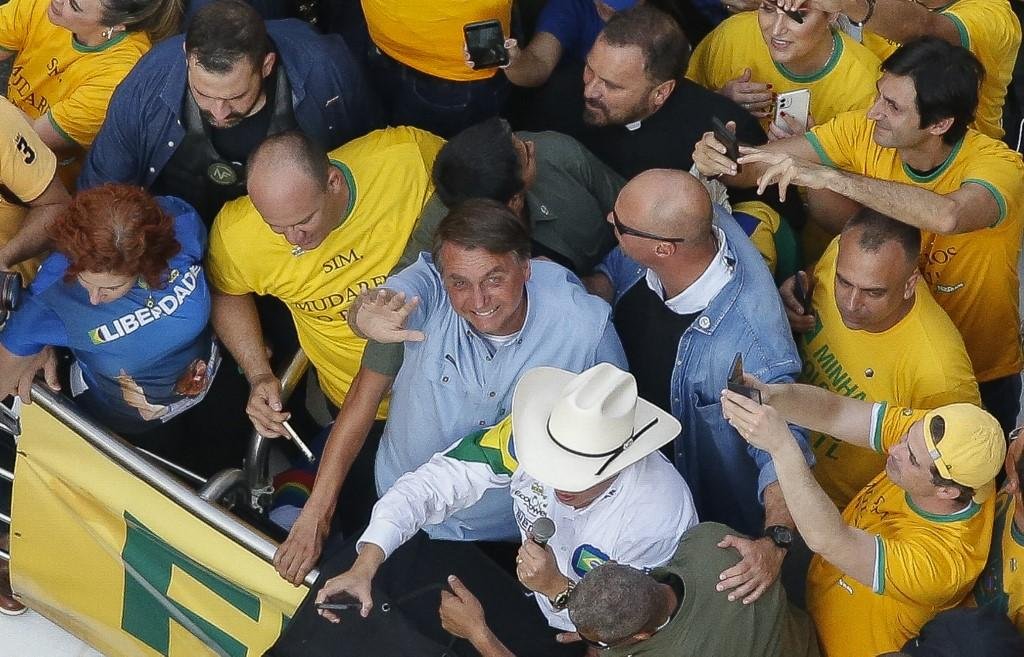 Presidente havia afirmado a manifestantes em Bras&iacute;lia, durante o ato do 7 de Setembro, que convocaria Conselho da Rep&uacute;blica
