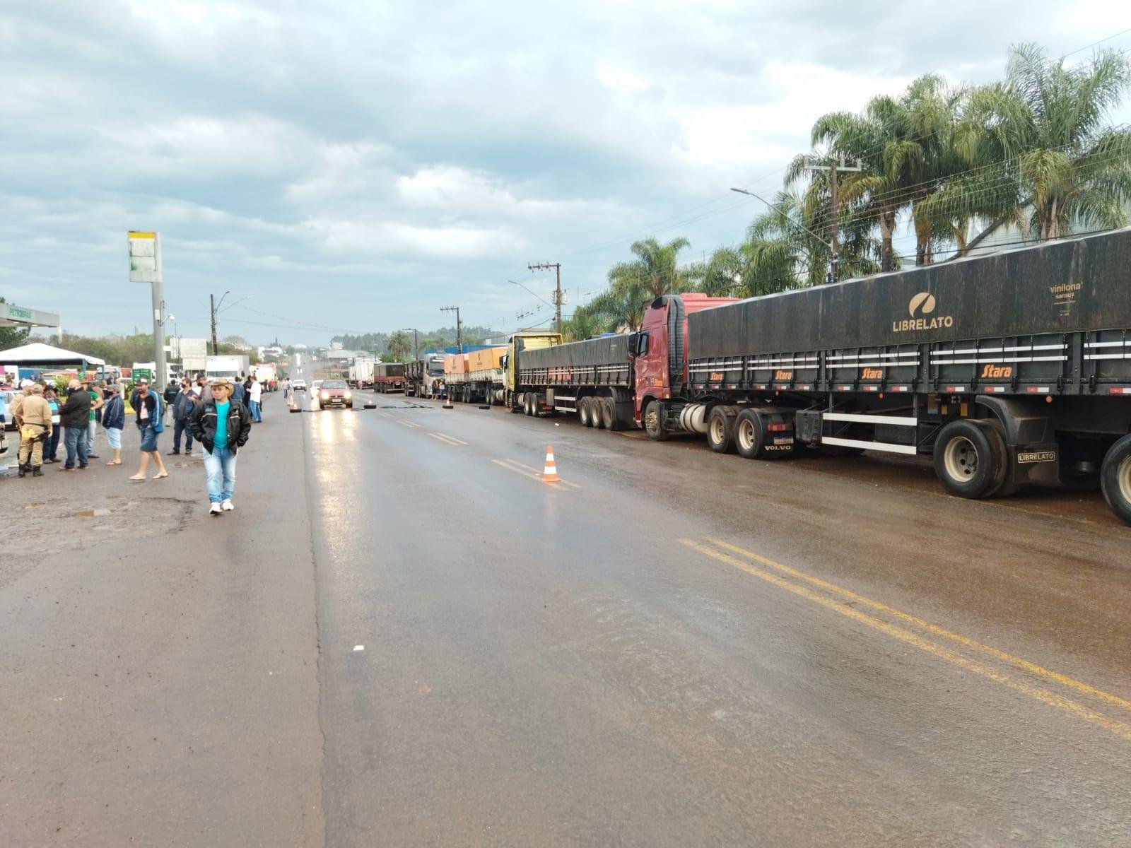 Governo catarinense deve publicar decreto para garantir transporte de combust&iacute;veis e vacinas