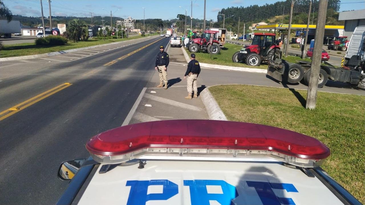 Desmobiliza&ccedil;&atilde;o na BR 280, em Canoinhas, ocorreu no fim da manh&atilde; desta sexta-feira