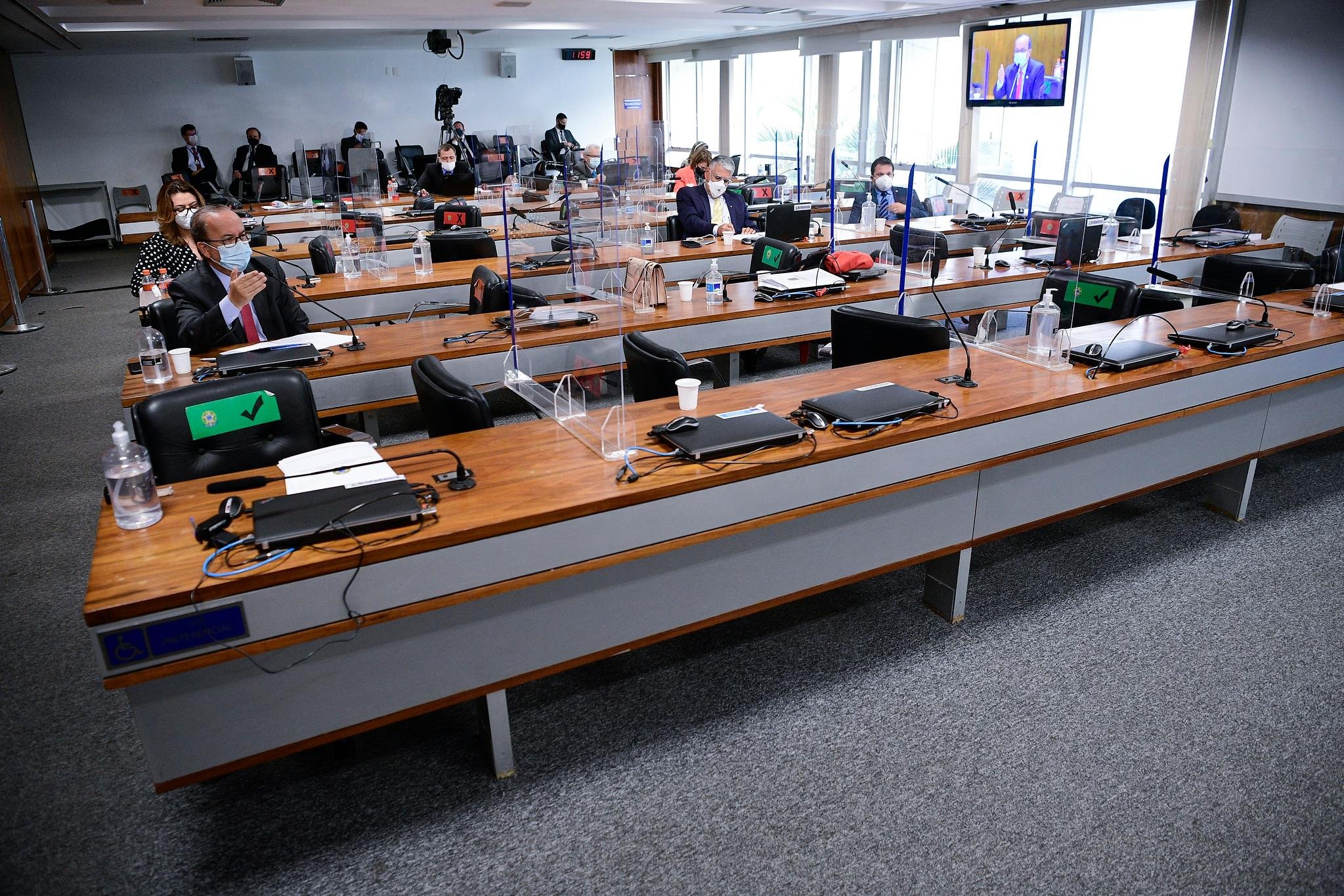 Ap&oacute;s uma semana sem atividades presenciais, senadores da comiss&atilde;o se preparam para apresenta&ccedil;&atilde;o e vota&ccedil;&atilde;o do relat&oacute;rio