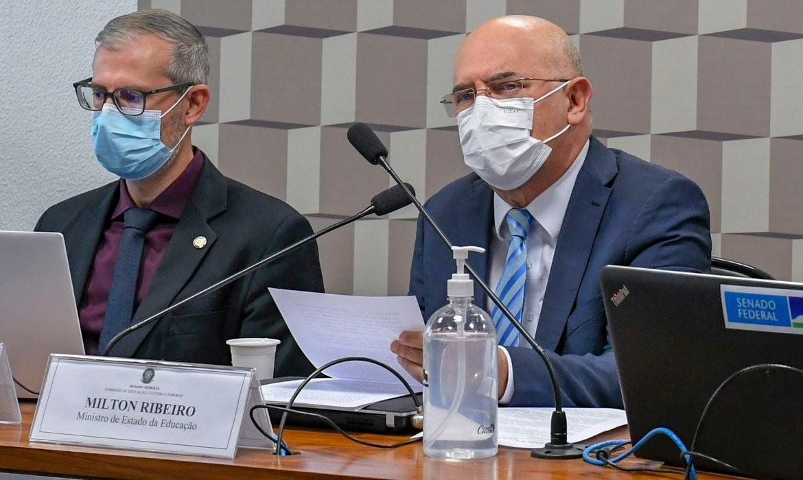 Ministro lembrou que, nos &uacute;ltimos anos, o or&ccedil;amento das universidades federais foi impactado pela crise econ&ocirc;mica