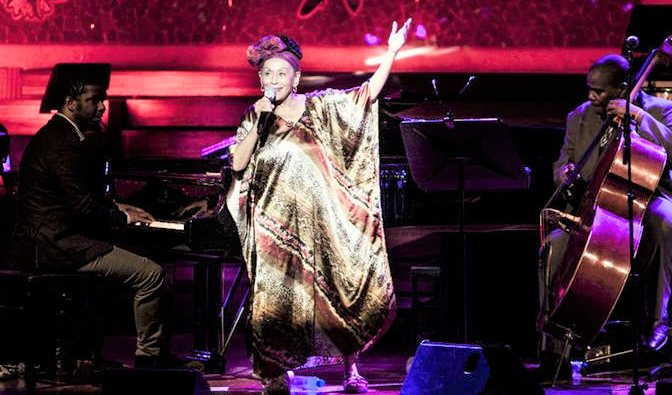 Omara, aos 91 anos de idade, prepara um disco, com lan&ccedil;amento previsto para 29 de outubro