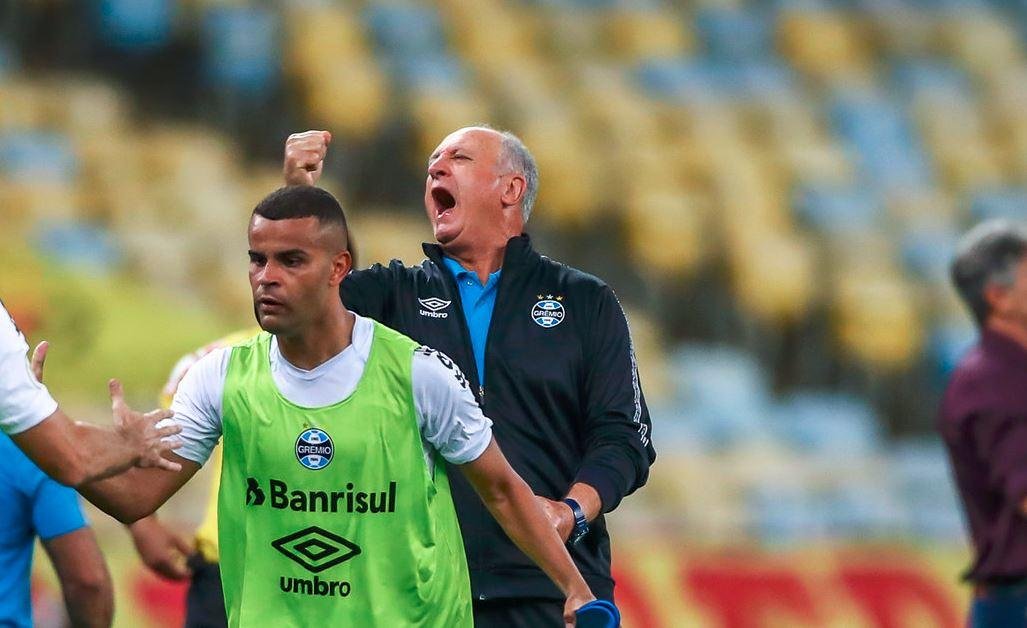 Treinador celebrou pontos dentro do seu "organograma" para fechar o turno