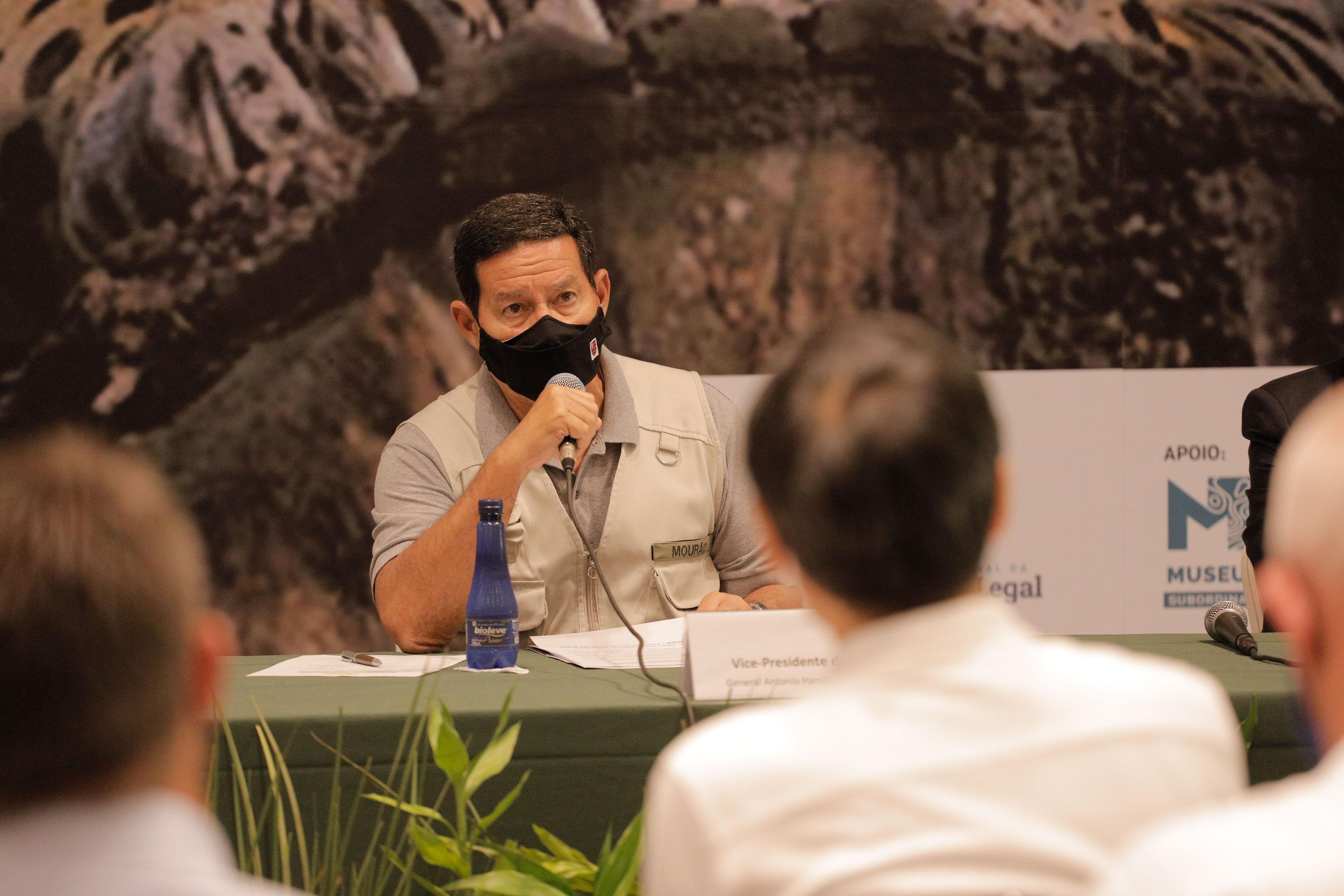 No comando interino do pa&iacute;s, o vice-presidente defendeu tamb&eacute;m que o Congresso defina sobre o Marco Civil da Internet