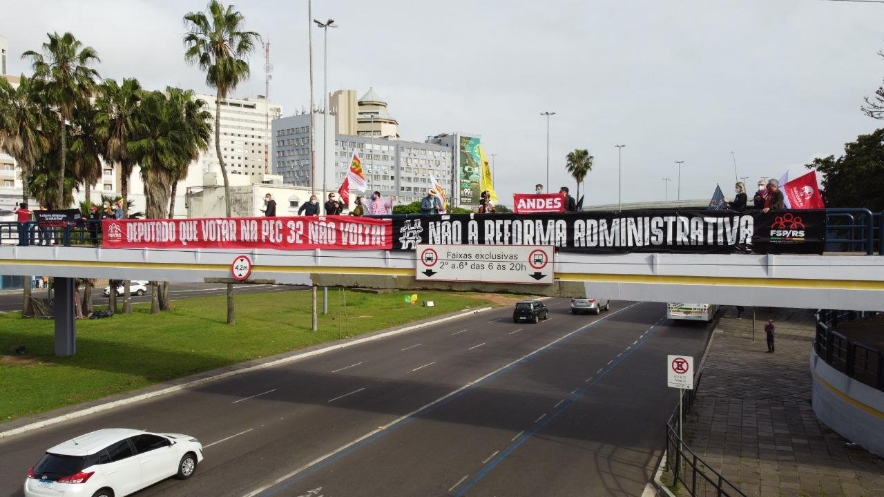 Ato ocorreu em frente &agrave; Rodovi&aacute;ria da Capital