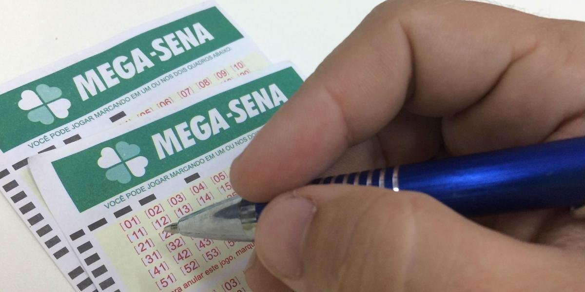 Mega-Sena acumula e deve pagar R$ 7 milh&otilde;es