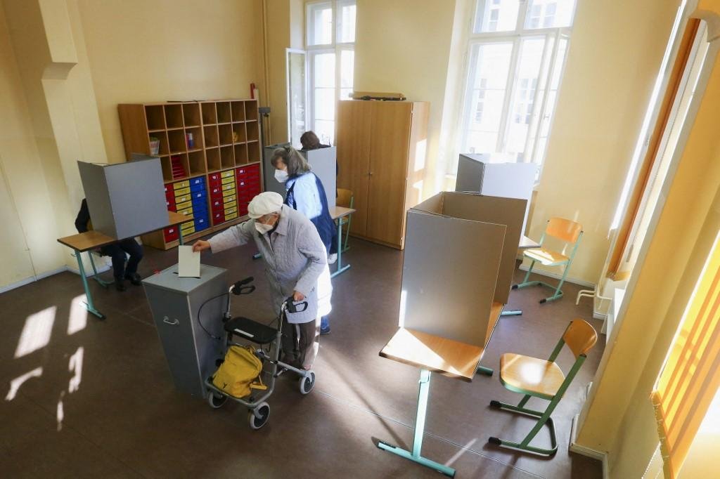 Alem&atilde;es v&atilde;o &agrave;s urnas neste domingo