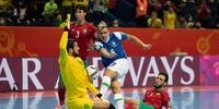 Seleção venceu Marrocos por 1 a 0 nas quartas de final da Copa do Mundo de futsal