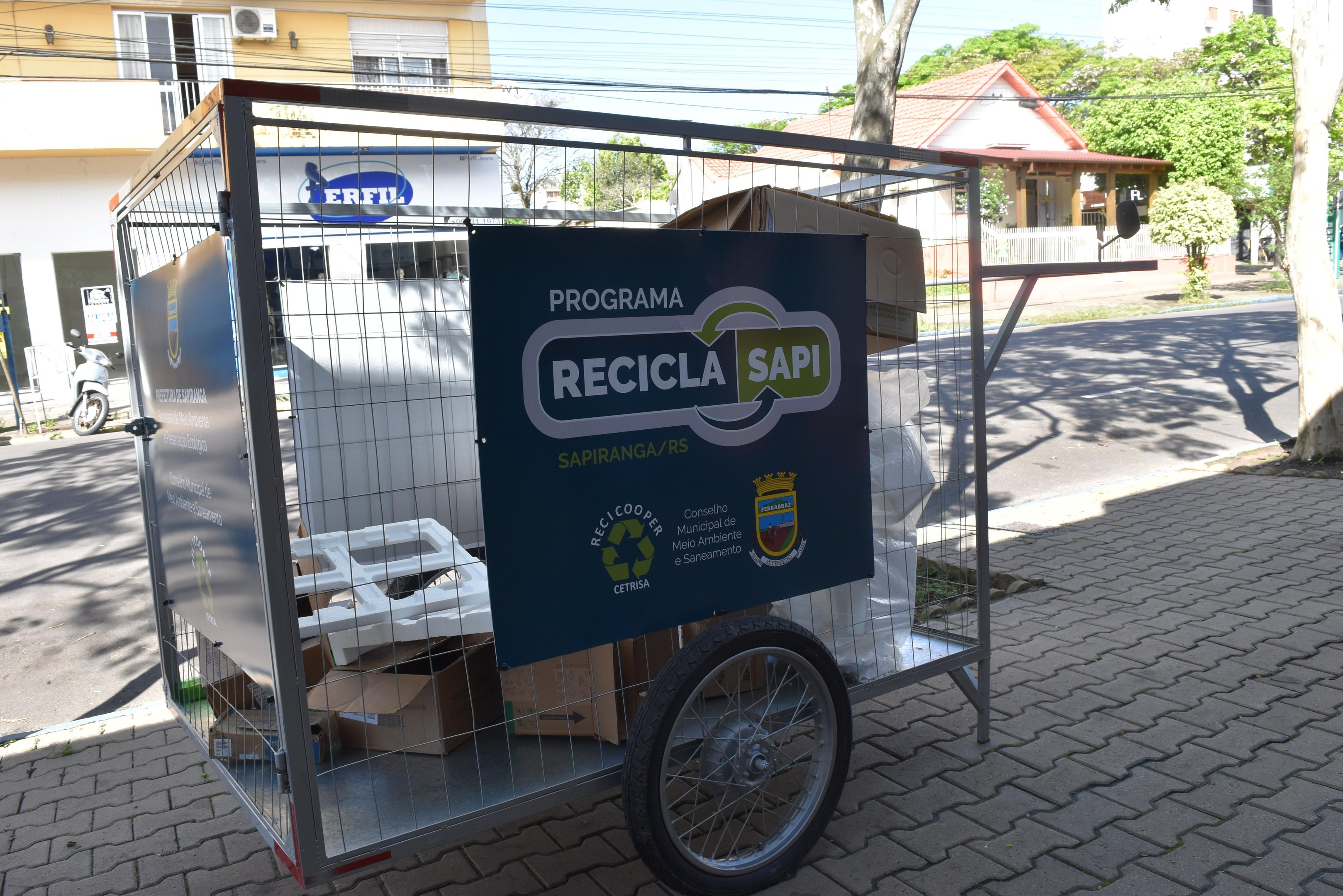 Nesta fase inicial s&atilde;o dois equipamentos e um caminh&atilde;o de apoio para realizar o trabalho