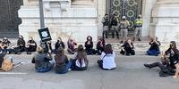 Em maio deste ano ocorreu um protesto em frente ao Palácio Piratini, na Capital