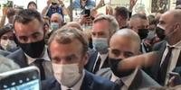 Ovo bateu nas costas do presidente francês, mas não chegou a quebrar