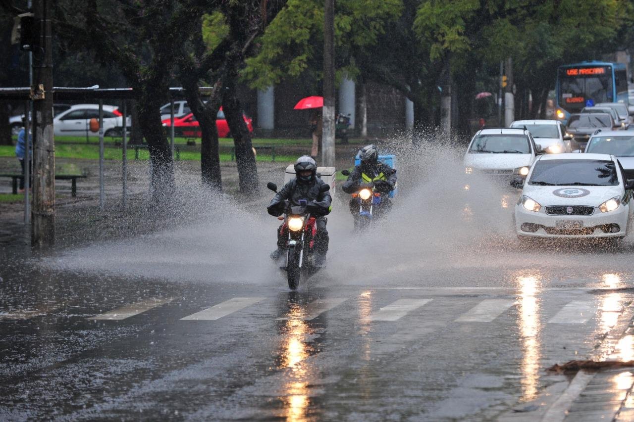 Chuva volta ao RS