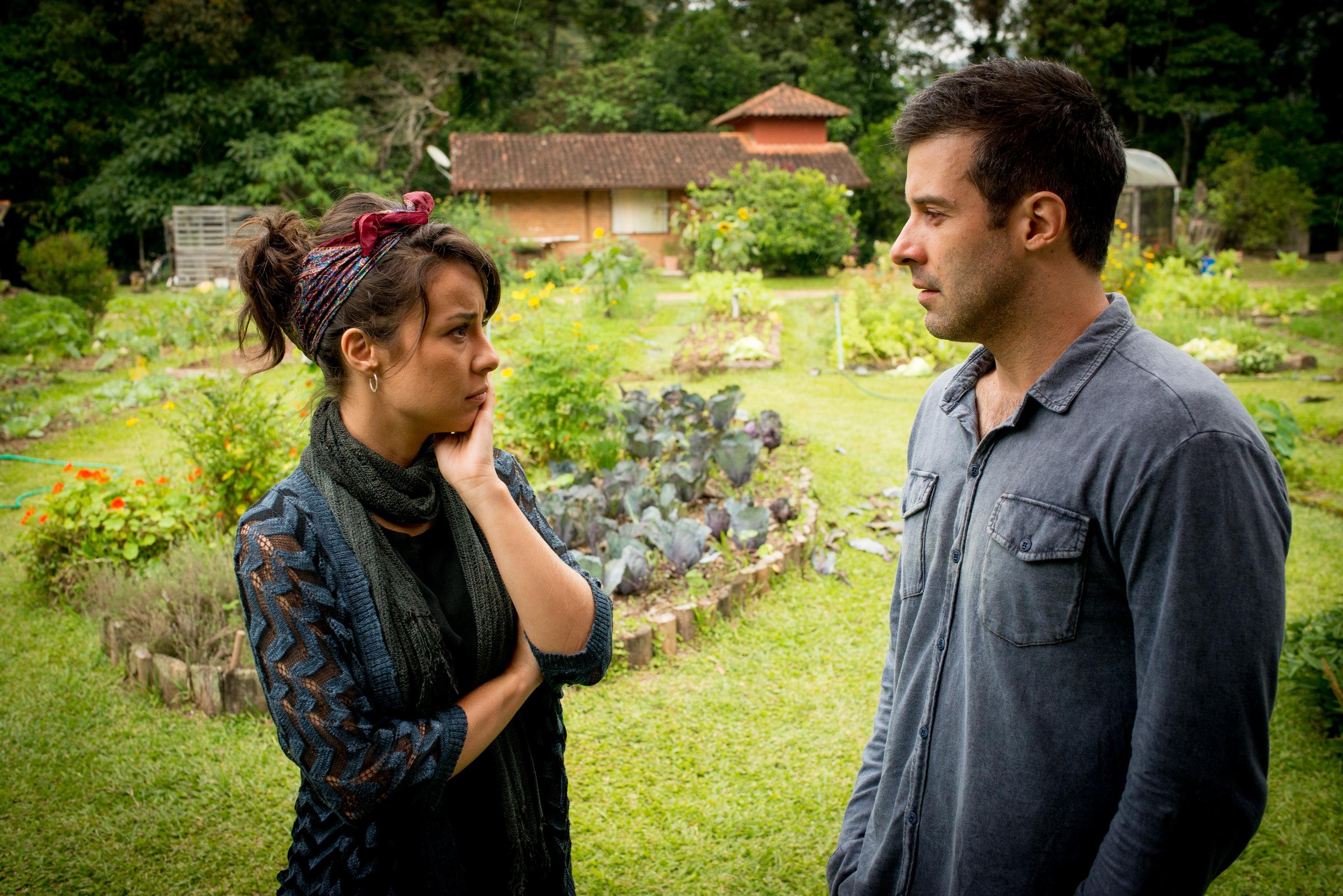 Os atores Andr&eacute;ia Horta e Gustavo Vaz contracenam no filme &lsquo;O Jardim Secreto de Mariana&rsquo;