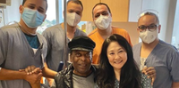Rei Pelé deixou o hospital nesta quinta-feira