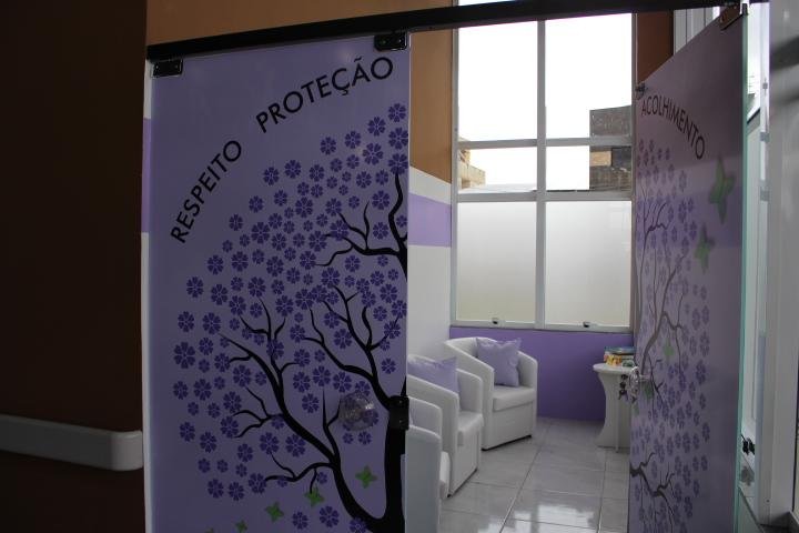 A Sala Lil&aacute;s tem como objetivo prestar acolhimento mais adequado e evitar a revitimiza&ccedil;&atilde;o