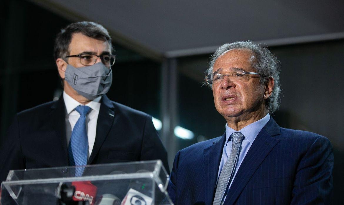 Paulo Guedes prev&ecirc; queda da infla&ccedil;&atilde;o com acordo