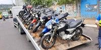 Cerca de 300 motocicletas foram abordadas em barreiras