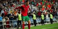 Cristiano Ronaldo anotou hat trick em goleada de Portugal