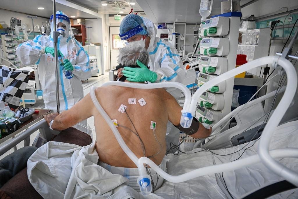 Pa&iacute;s superou a marca de 100 milh&otilde;es de vacinados com a segunda dose