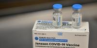 FDA autorizou americanos que receberam imunizante a tomar mais uma dose a partir de dois meses da primeira aplicação