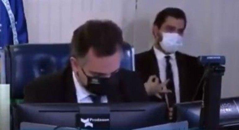 Justi&ccedil;a Federal do DF julgou improcedente a&ccedil;&atilde;o do Minist&eacute;rio P&uacute;blico contra Filipe Martins por racismo