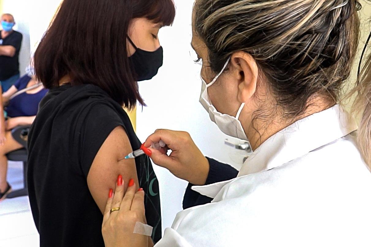 O servi&ccedil;o, exclusivo para vacina&ccedil;&atilde;o da Covid-19, funcionar&aacute; de segunda a sexta-feira, das 8h &agrave;s 17h